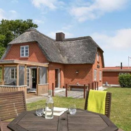 Thatched Holiday Home In Struer, Jutland With A View Exterior foto